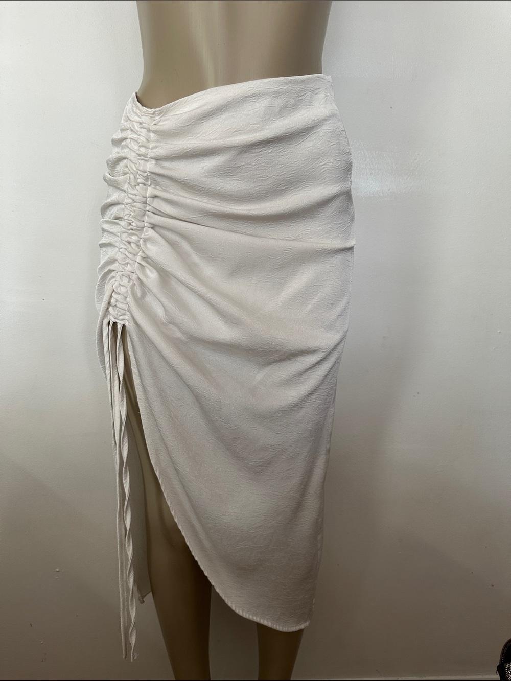Ruched Side White pearl Midi Skirt